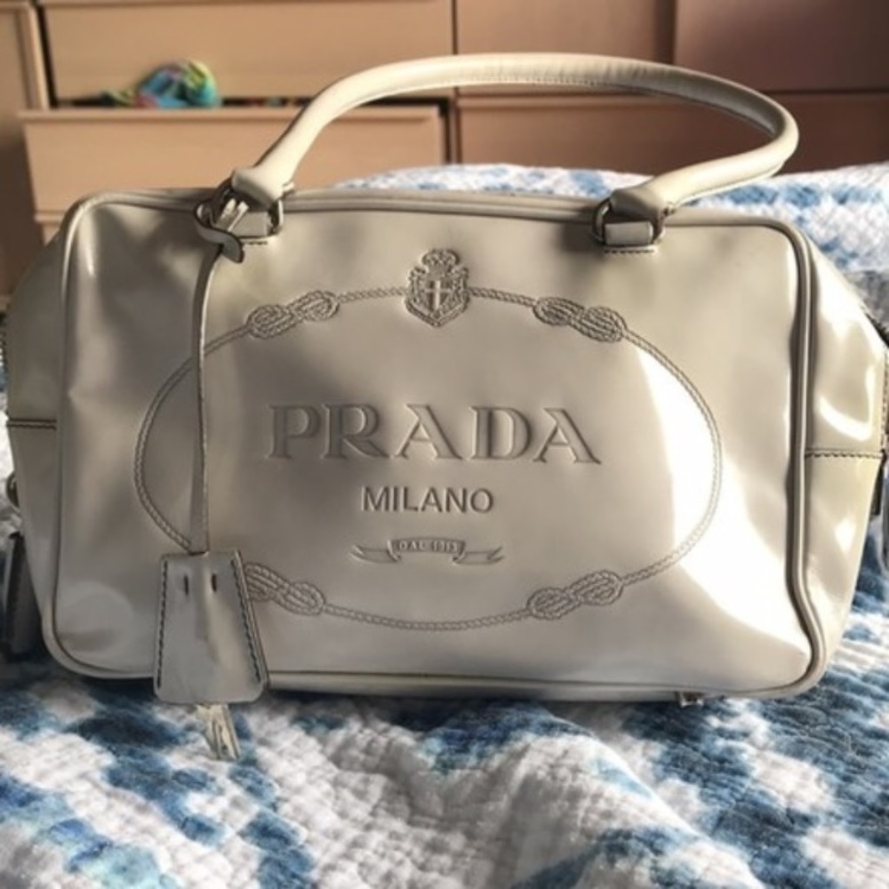 Authentic Prada Vitello Daino Bauletto Bowler Bag - Picture 4 of 6